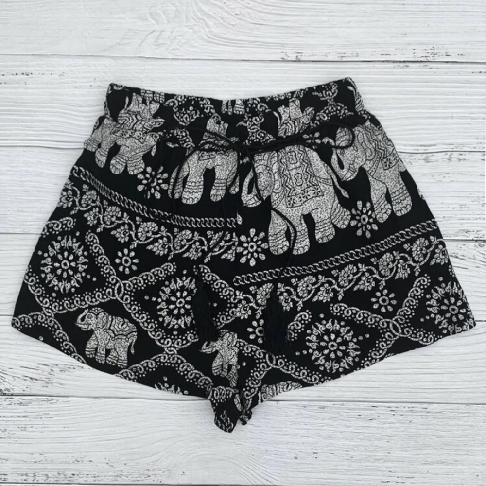 Elephant shorts🐘